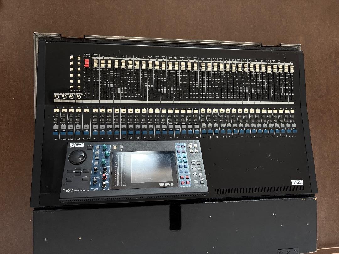 YAMAHA LS9、Danteカード、フライトケース Santosom MIXER Flight case PRO, Yamaha LS9-16 — Santosom